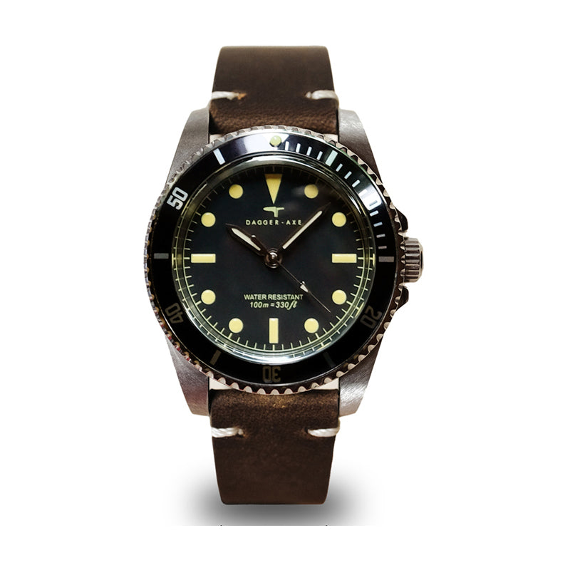 DAGGER A.X.E. MK1 watch on wrist lifestyle shot showing 39.5mm case size