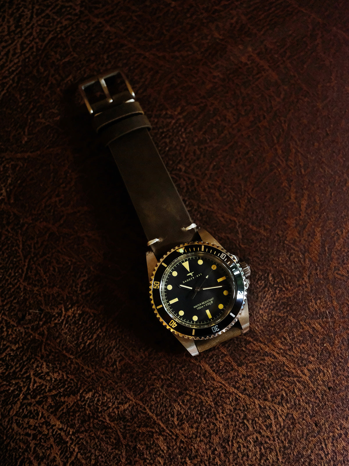 DAGGER A.X.E. MK1 dive watch with vintage dial on explorer background