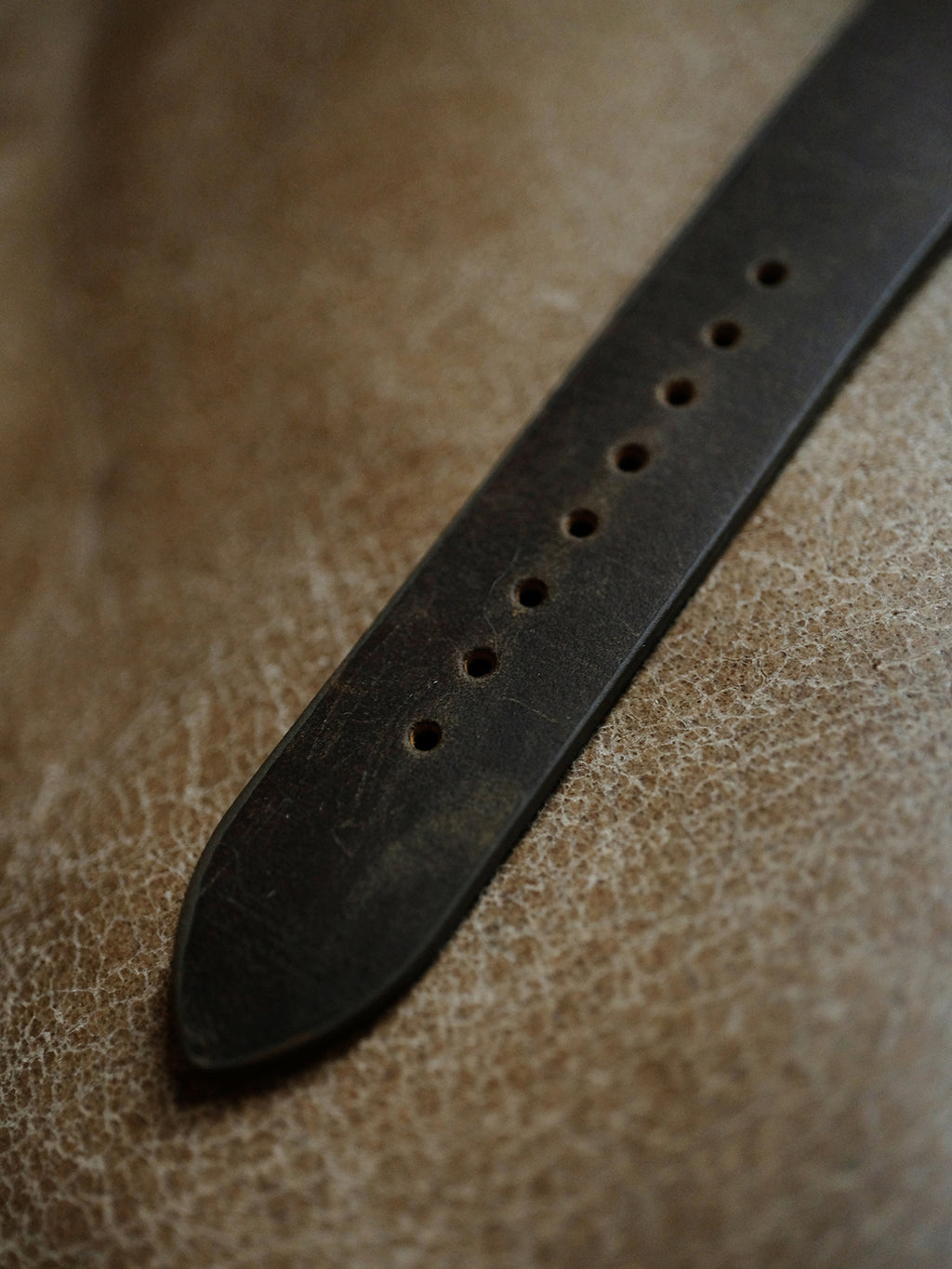 DAGGER A.X.E. MK1 vintage mechanical dive watch JIKE brand lifestyle photography